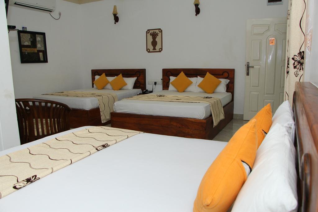 Jkab Park Hotel Trincomalee Εξωτερικό φωτογραφία